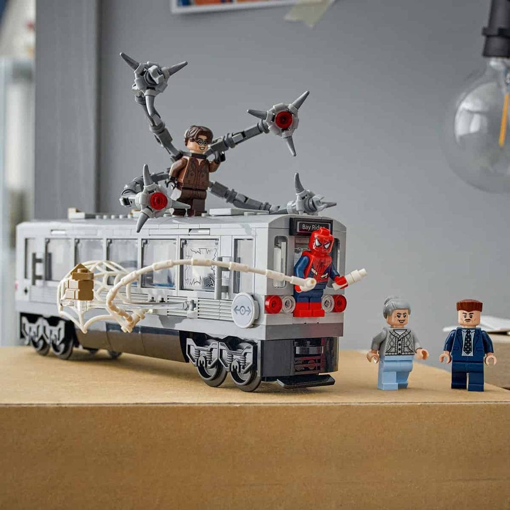  Đồ Chơi Lắp Ráp Spider-Man Đấu Với Doc Ock Tại Tàu Điện Ngầm LEGO SUPERHEROES 76321 (393 chi tiết) 