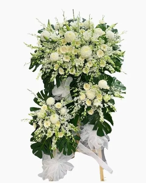 White Jade Memorial Wreath