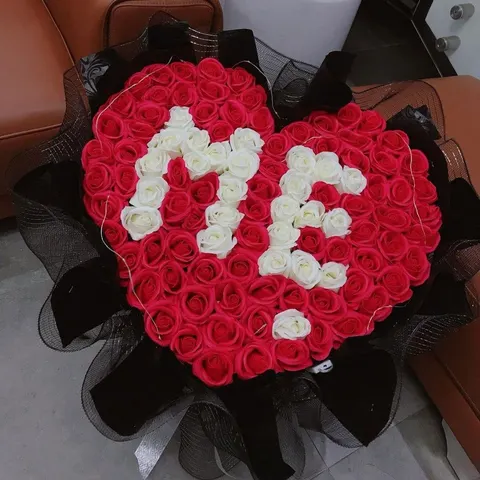 Roses for your mother, and what to write on the card