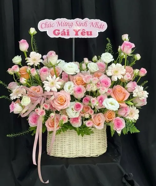 Hoa Tặng Gia Đình: Hoa Giỏ Nụ Cười Của Em - Hoa 20/10 - HG66 | Flosa
