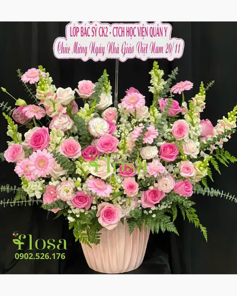 Hộp Hoa Tươi: Hộp Hoa Hồng Ngọt - HH105 | Flosa