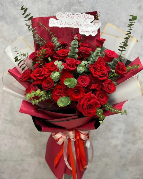 Hoa Bó Dài: Bó Hoa Hồng 30 Ecuador - HBD239 - Hoa Hồng 20/10 | Flosa
