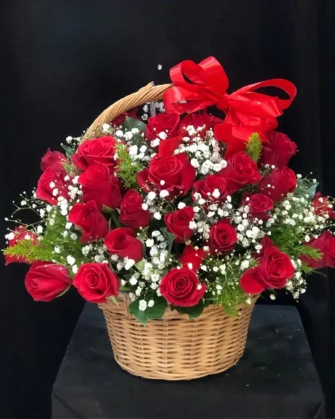 3月8日玫瑰花:  熱情花籃 - HG13 - 花 20/11 感恩之心 