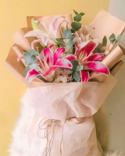 長形花束:  好運 - HBD73 