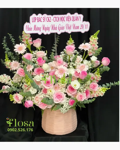 Hộp Hoa Tươi: Hộp Hoa Ánh Hồng- HH104 | Flosa
