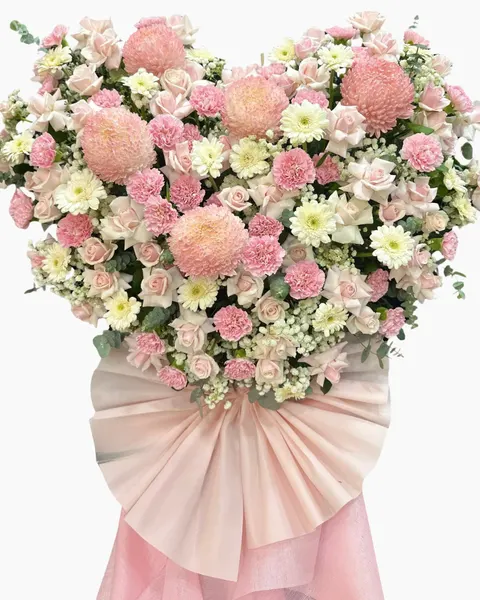 Hoa Chúc Mừng: Kệ Trái Tim Yêu Thương - HCM100 | Flosa
