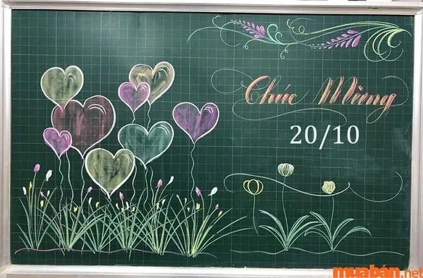 Trang trí bảng 20/10 hình trái tim.