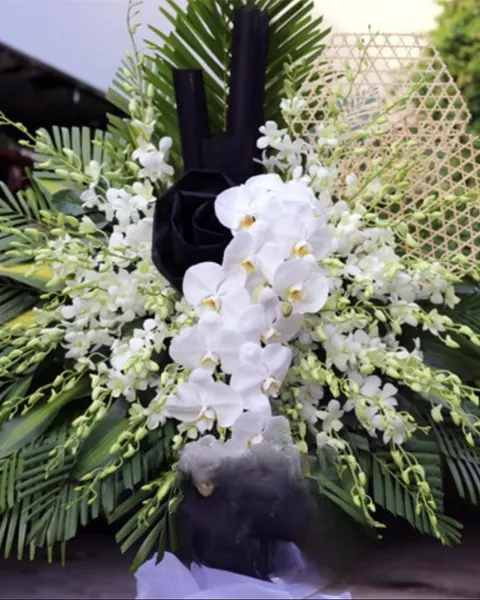  At Peace - HTL06 Vòng hoa đám tang 