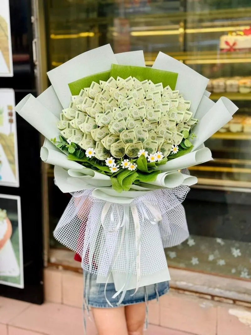 Mẫu hoa tiền 100k đẹp để tặng ngày Quốc tế Phụ nữ 8/3