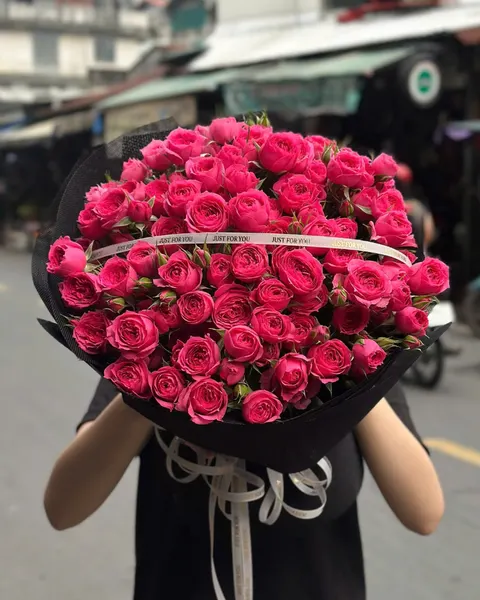  Bó Hoa Cẩm Chướng Hồng - HBT111 