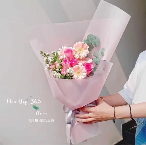 Bó hoa tone hồng