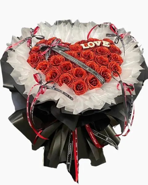 Red Glitter Heart Rose Bouquet - HST59
