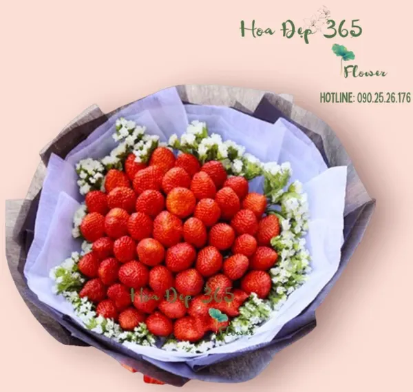Chọn mua giỏ hoa Tết hoặc bó hoa trái cây để gây bất ngờ