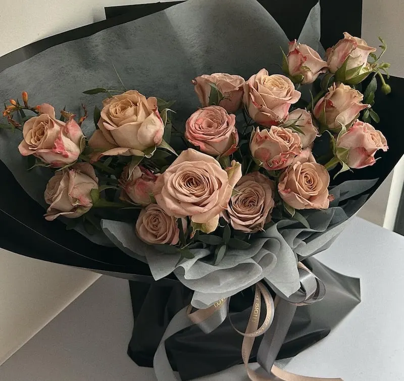 Hoa hồng là biểu tượng của tình yêu thương