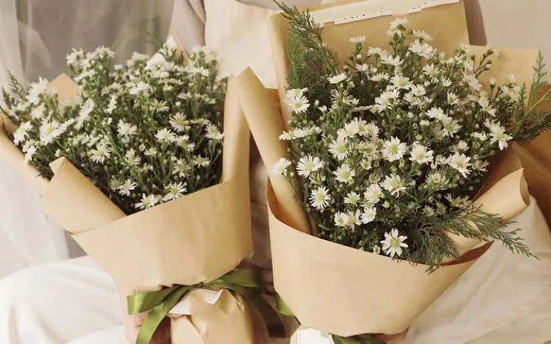 Bó hoa thạch thảo trắng