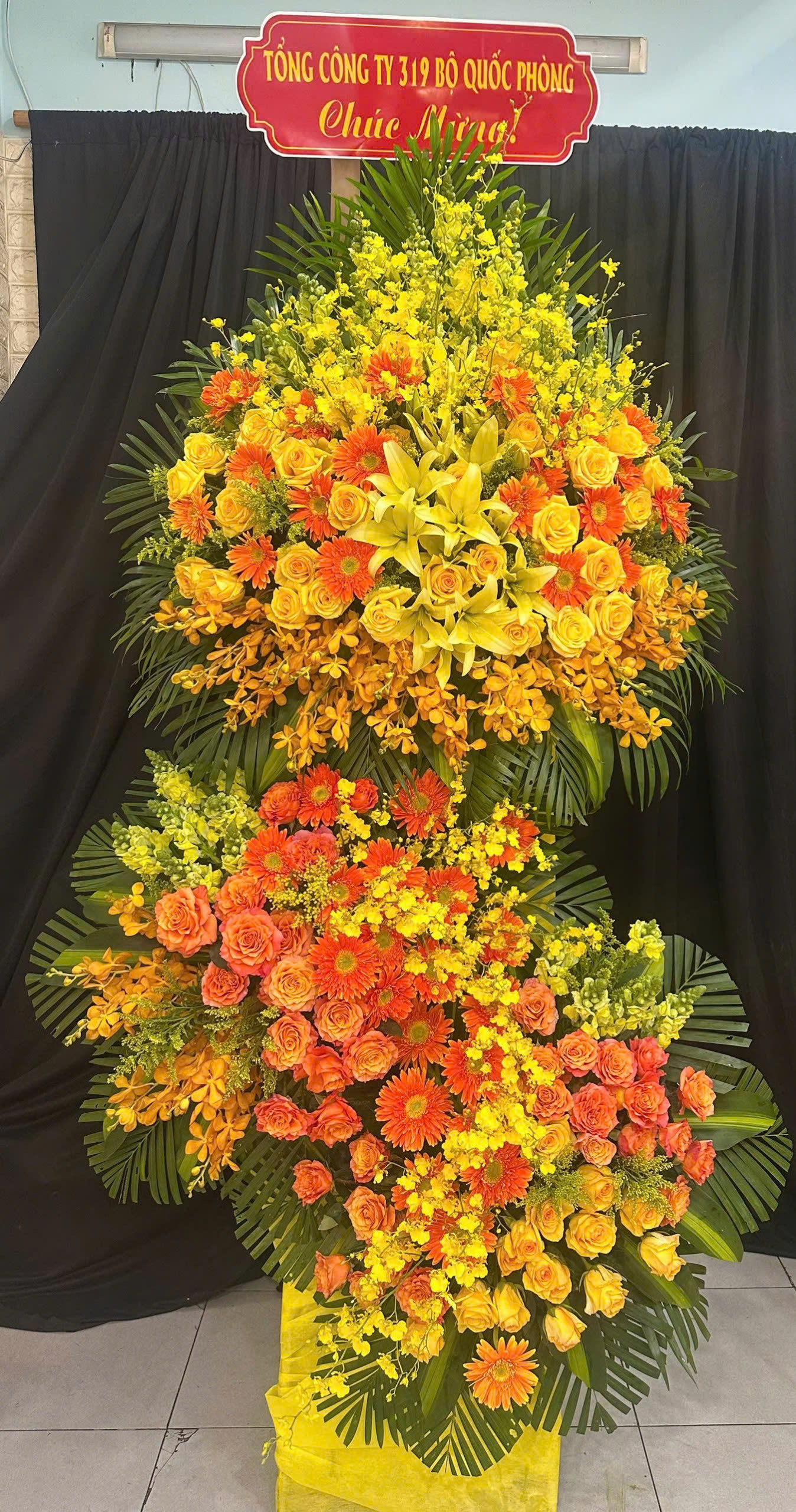 : Kệ Hoa Khải Hoàn Vinh Quang - HCM169