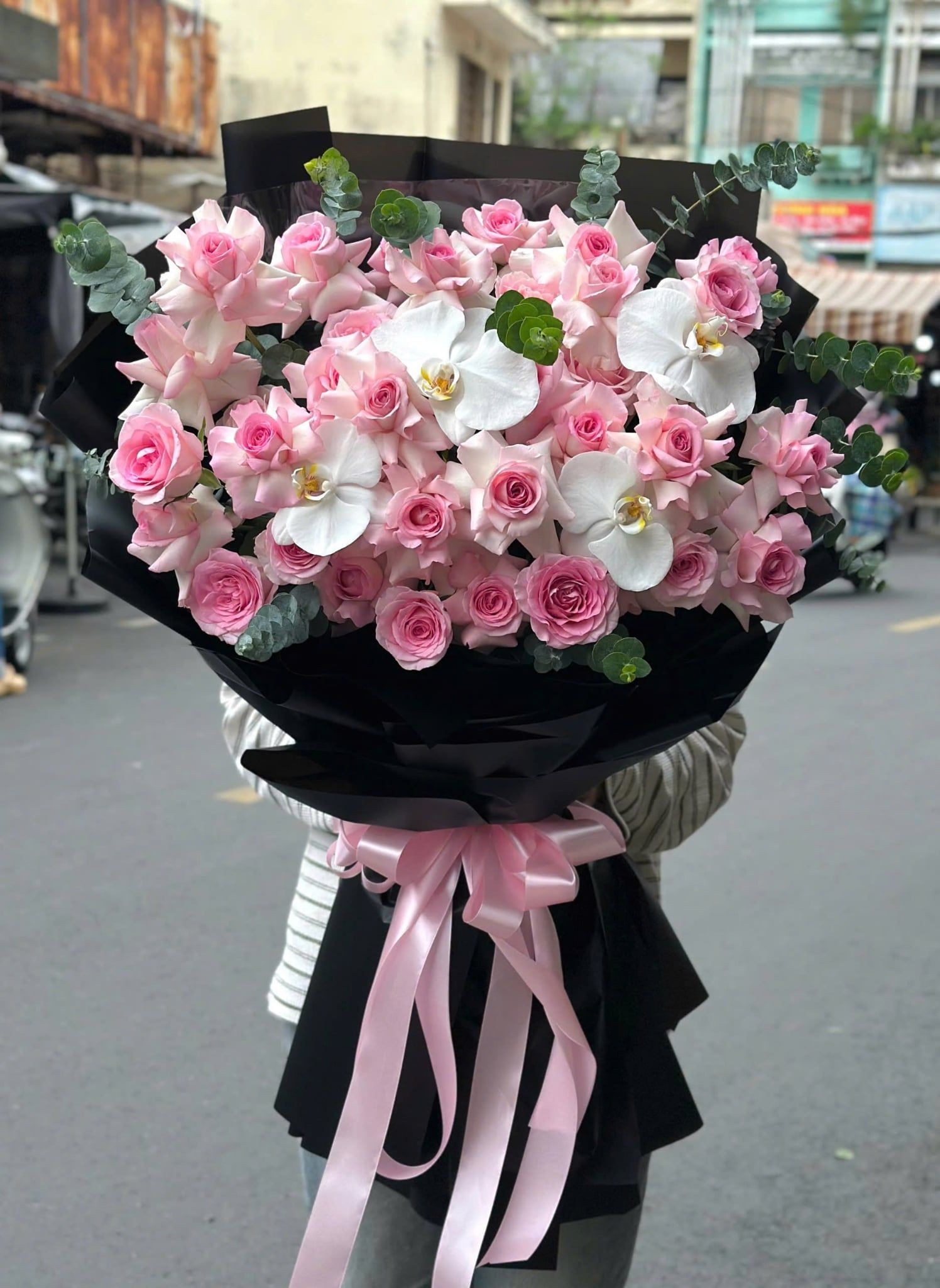 :  花束 Hắc Ngọc Yêu Thương - HBD379 