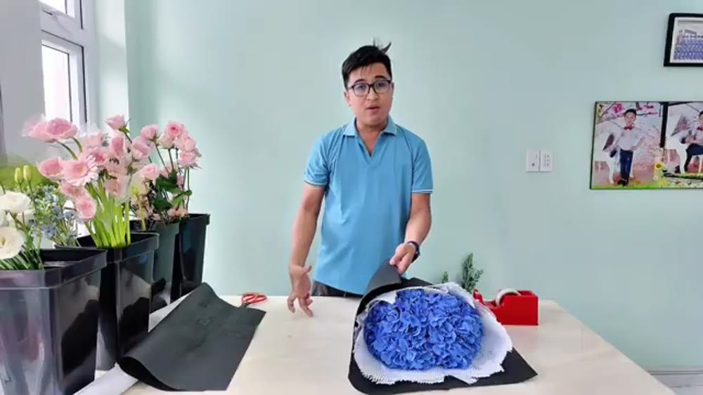 Bước 7: Hoàn thiện bó hoa