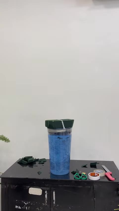 Bước 7: Trang trí bình