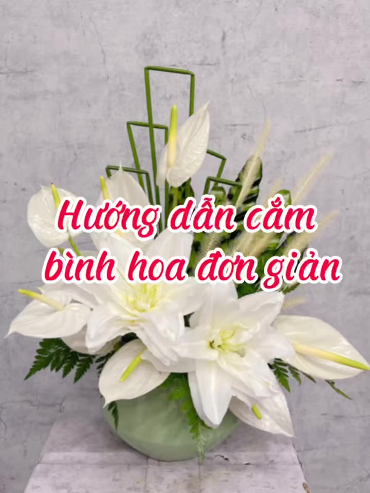 Bước 1: Chuẩn bị bình hoa