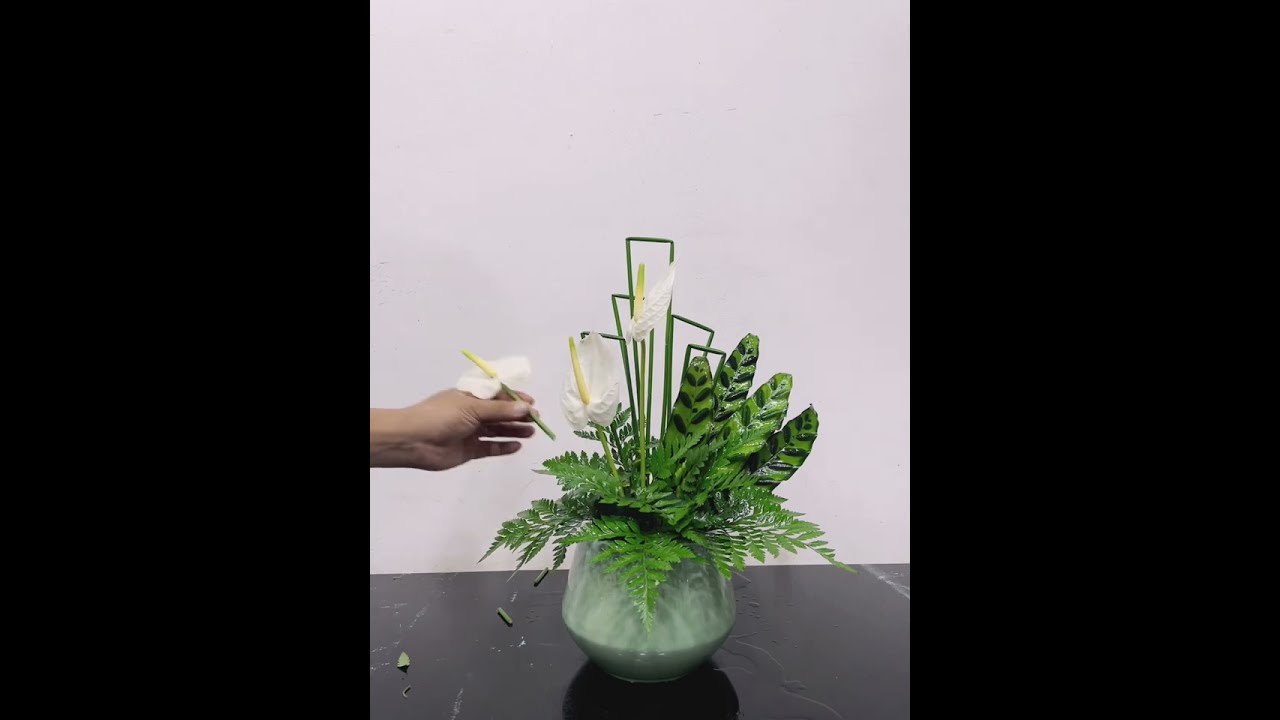Hướng Dẫn Cắm Hoa Bàn Thờ Công Giáo Đơn Giản
