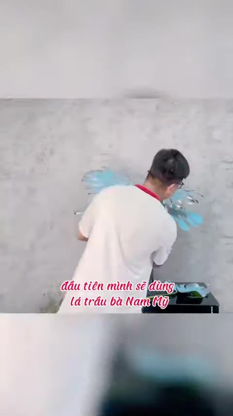 Bước 3: Cắm lá trầu